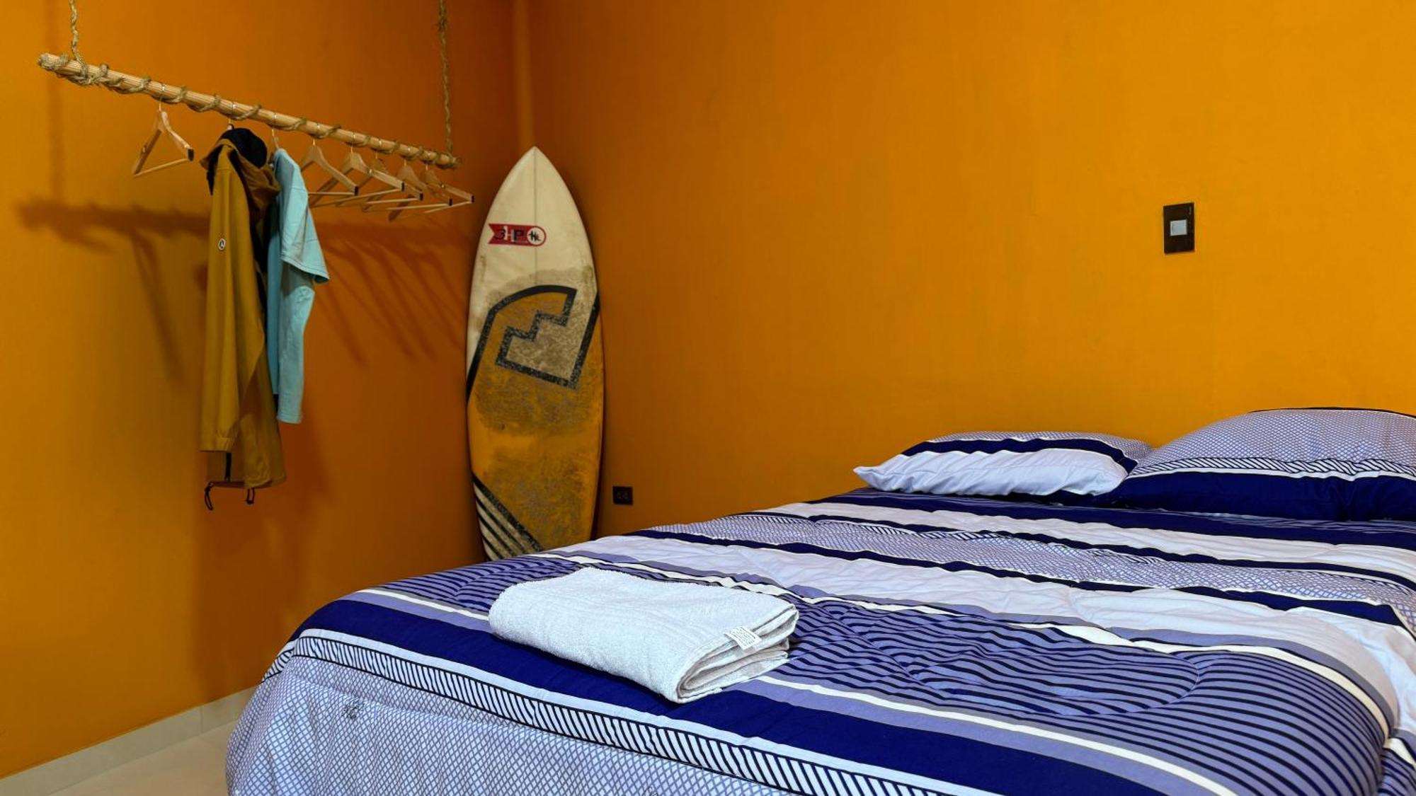 Family Surf Chicama Hotell Malabrigo Eksteriør bilde
